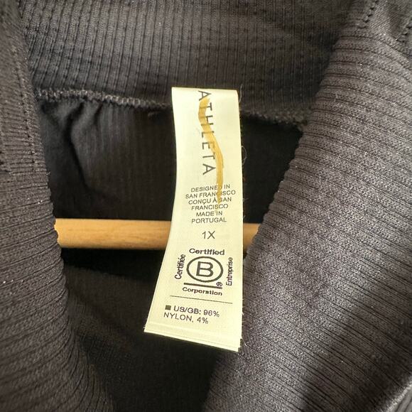 Athleta Flurry Blizzard Rib Turtleneck Plus 1X Black 631818 - Picture 4 of 9